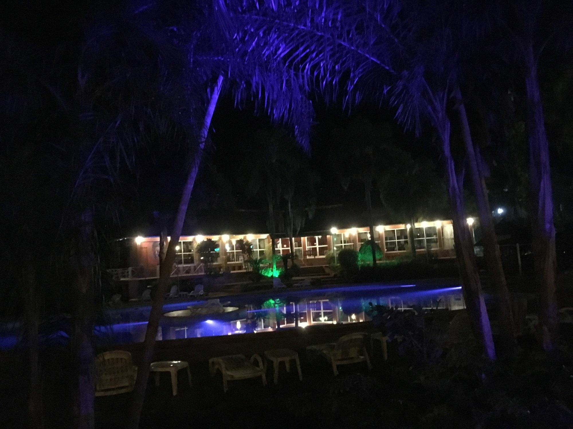 Tangoinn Club Iguazu Party Luxury Hostel بويرتو إجوازو المظهر الخارجي الصورة