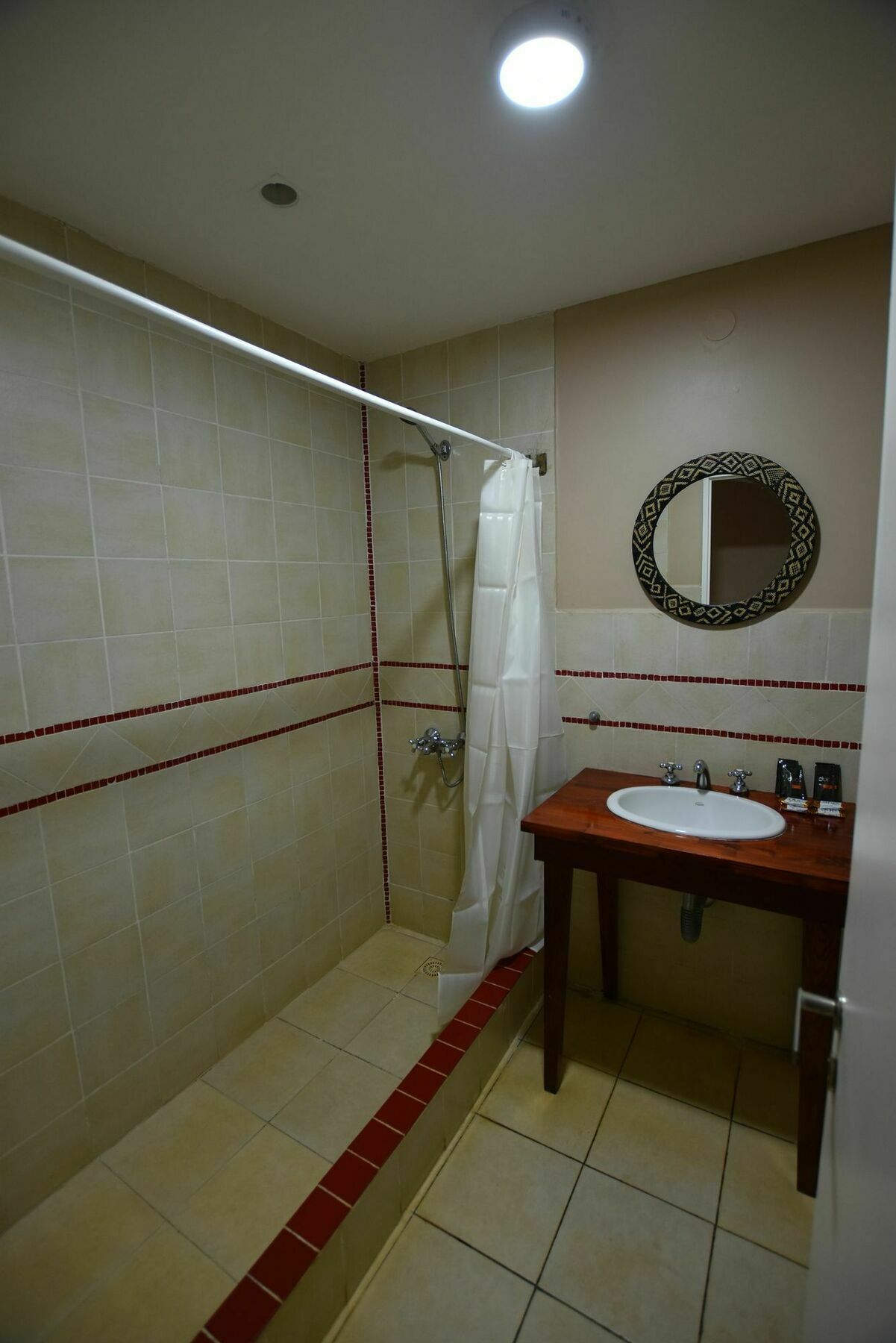 Tangoinn Club Iguazu Party Luxury Hostel بويرتو إجوازو المظهر الخارجي الصورة