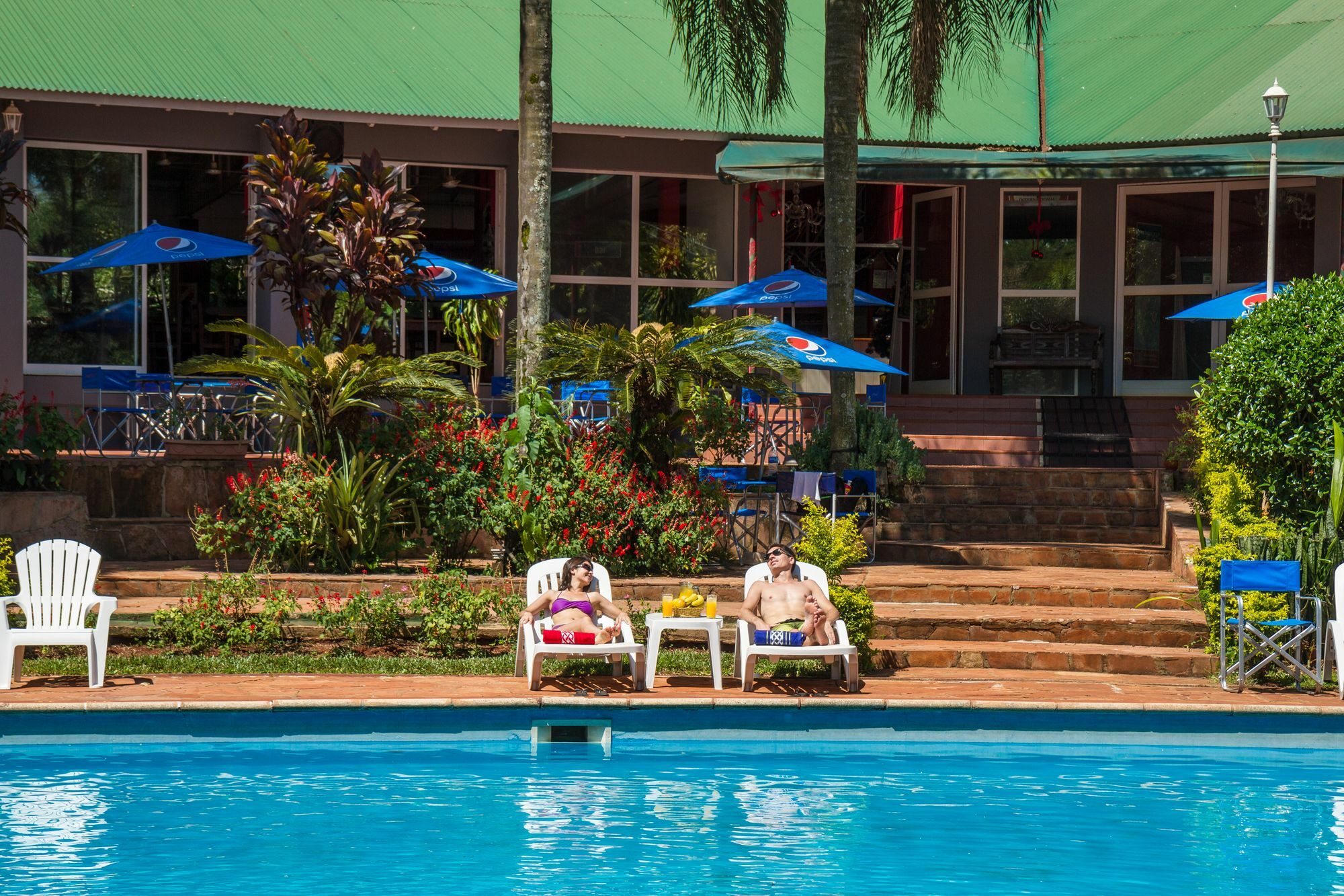 Tangoinn Club Iguazu Party Luxury Hostel بويرتو إجوازو المظهر الخارجي الصورة